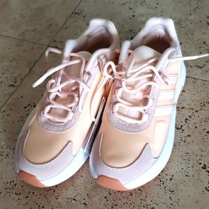 NIB Adidas Ozelle Cloud Foam sneakers running shoes